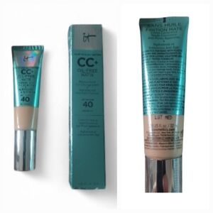 "it" Foundation CC+ Oil-Free Matte Shade Light/Medium Practically Full